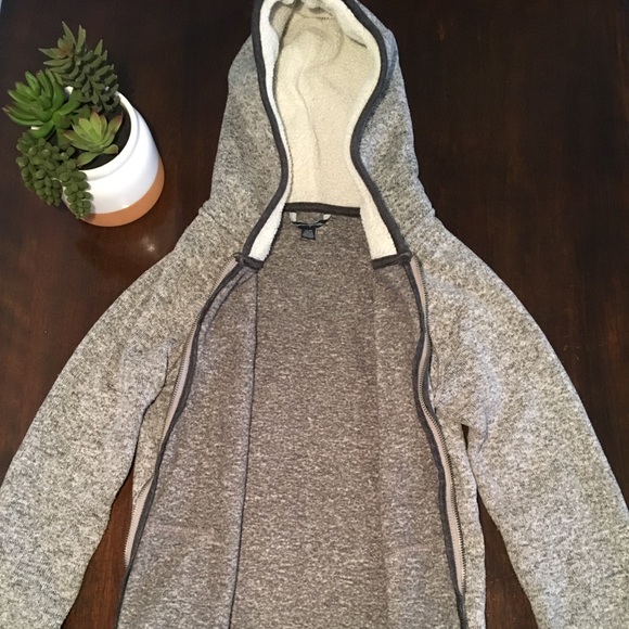 Gray American Eagle hooded zip up - size XS - Picture 2 of 5